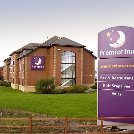 Premier Inn Blackpool East Екстер'єр фото