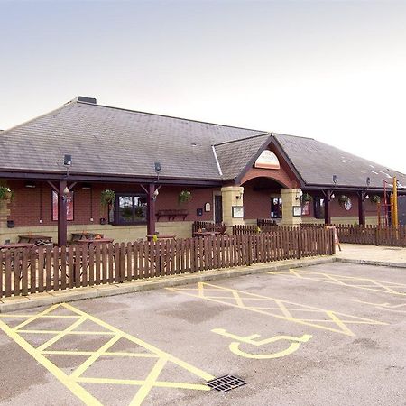 Premier Inn Blackpool East Екстер'єр фото