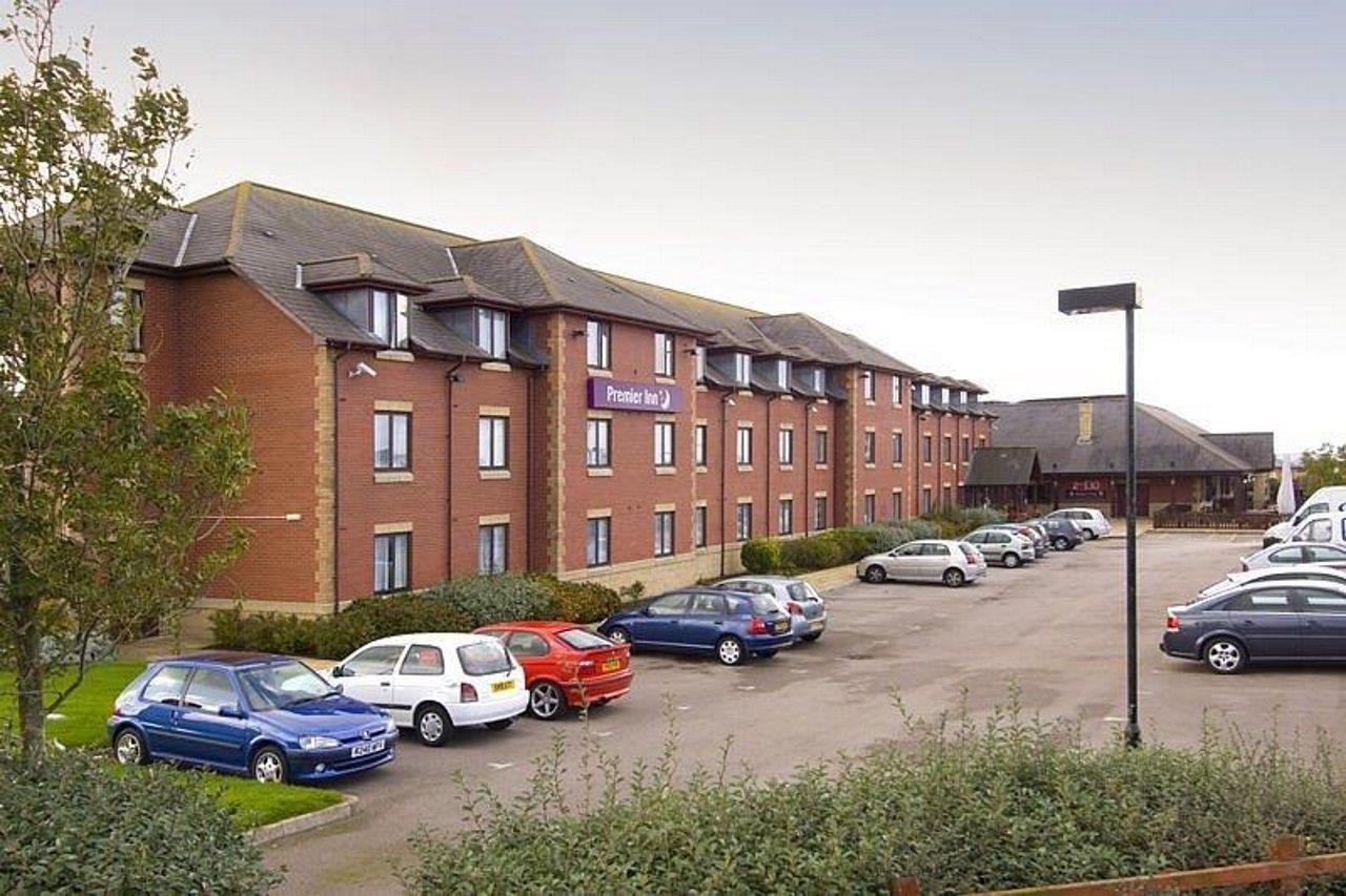 Premier Inn Blackpool East Екстер'єр фото